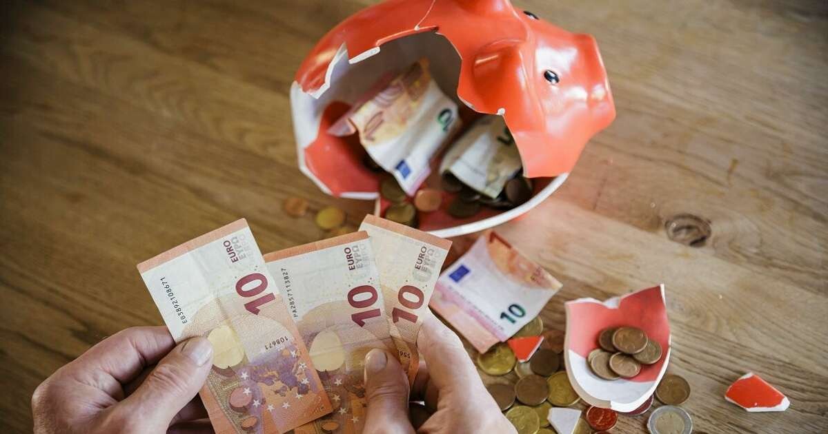 Saeimas komisija aprīļa vidū spriedīs par Latvijas pensiju sistēmas ilgtspēju