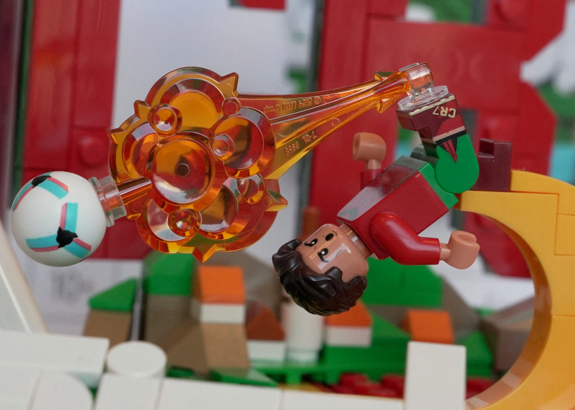 No klucīšiem līdz futbola ikonām – LEGO paplašina sporta kolekciju pirms 2026. gada Pasaules kausa