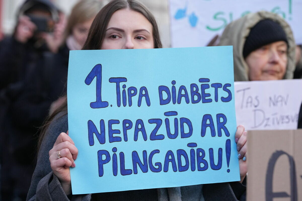 Savāc 10 000 parakstu par iniciatīvu nodrošināt 1. tipa diabēta pacientus ar sensoriem un insulīna sūkņiem