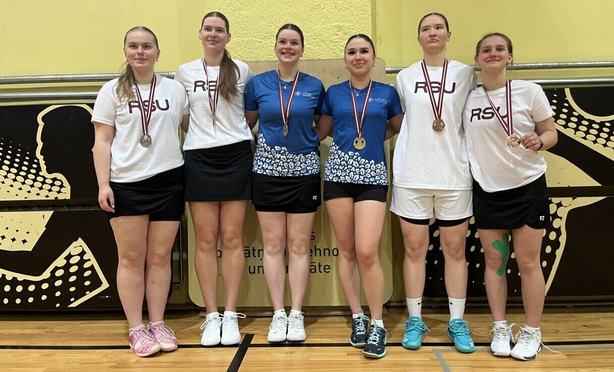 Liepājniecēm godalga Latvijas universiādē badmintonā