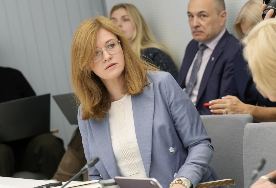 JV politiķe: Valaiņa kavēšanās publiskot uzņēmumu sarakstu nav pieņemama