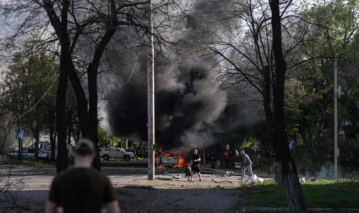Krievija uzbrukusi Ukrainai ar trim raķetēm un 108 droniem