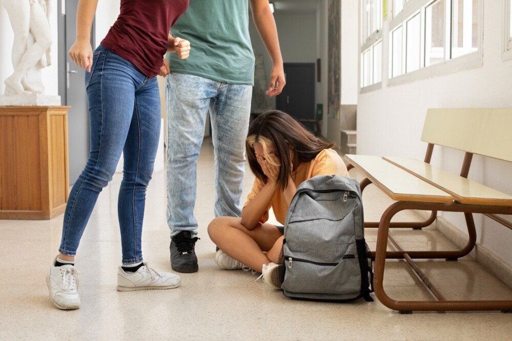 Eksperti saskata iespējas mazināt vardarbību skolās ar skaidrāku ziņošanas kārtību un pedagogu apmācībām
