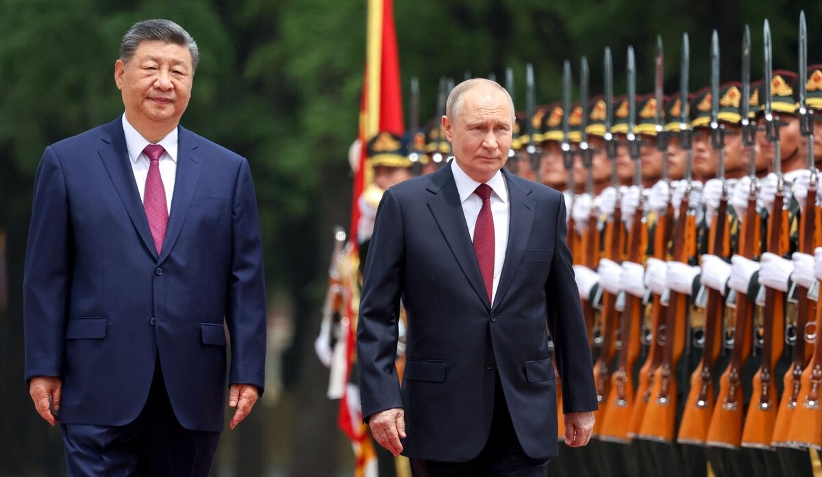 Putins un Sji slavina “nelokāmās” saites