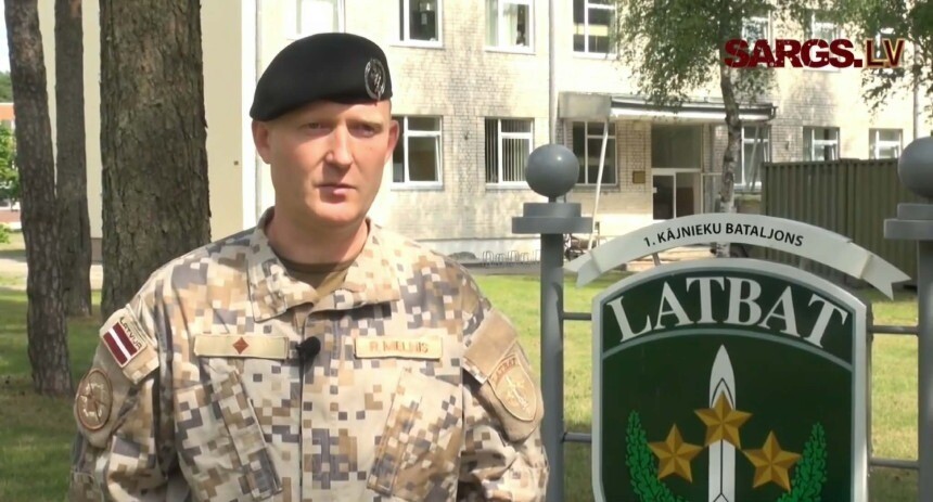 Aizsardzības ministra amatam virzītais Melnis saglabās iespēju atgriezties militārajā dienestā