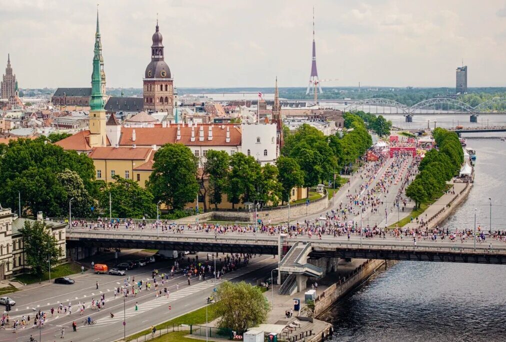 Sākas Rīgas maratona skrējieni
