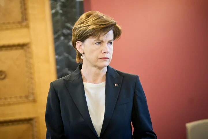 Braže tiksies ar Igaunijas ārlietu ministru
