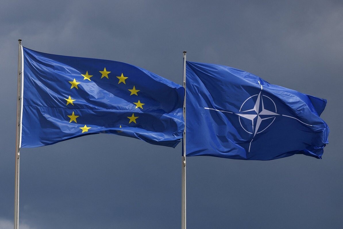 Mediji: NATO samitā Ukrainai tiks apsolīta miljardiem eiro vērta militārā palīdzība