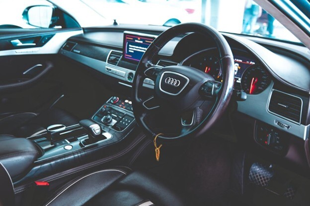“Audi” multimediju sistēmas: MMI, Concert, Bose un Bang & Olufsen