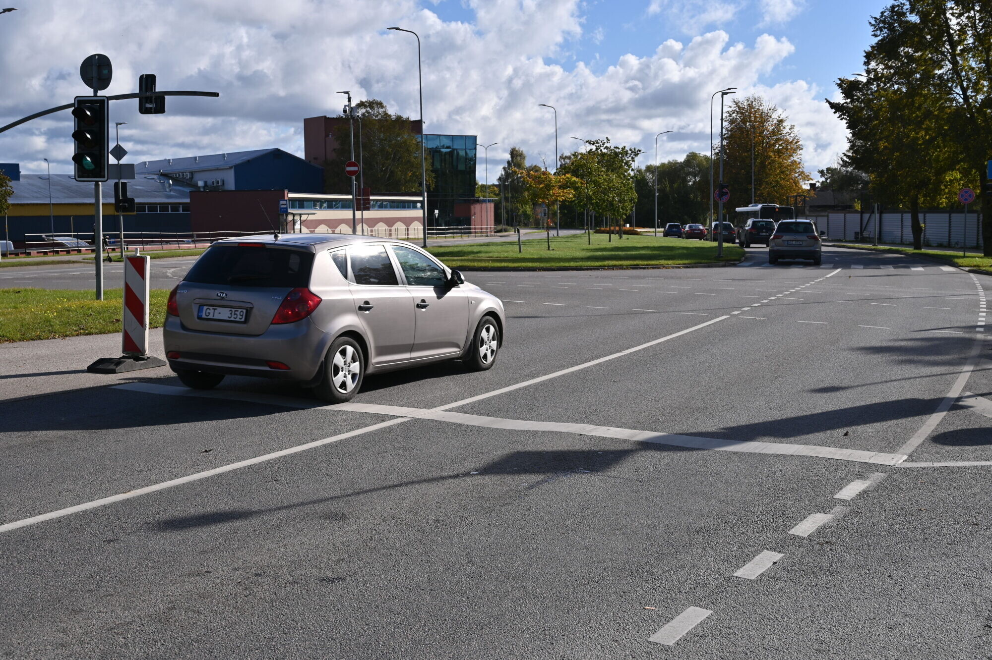 Nauda ir, top krustojuma pārbūves projekts