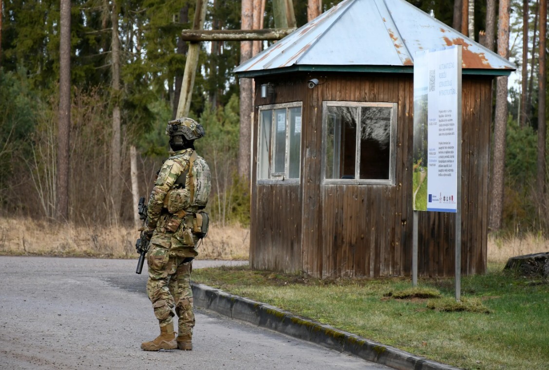 Ceturtdien novērsts 141 nelegālā migranta mēģinājums šķērsot robežu