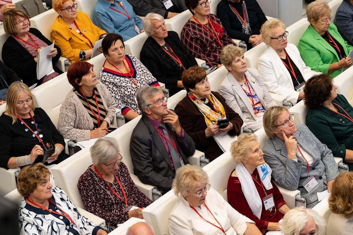 Parlamentā nākamnedēļ notiks Senioru diena