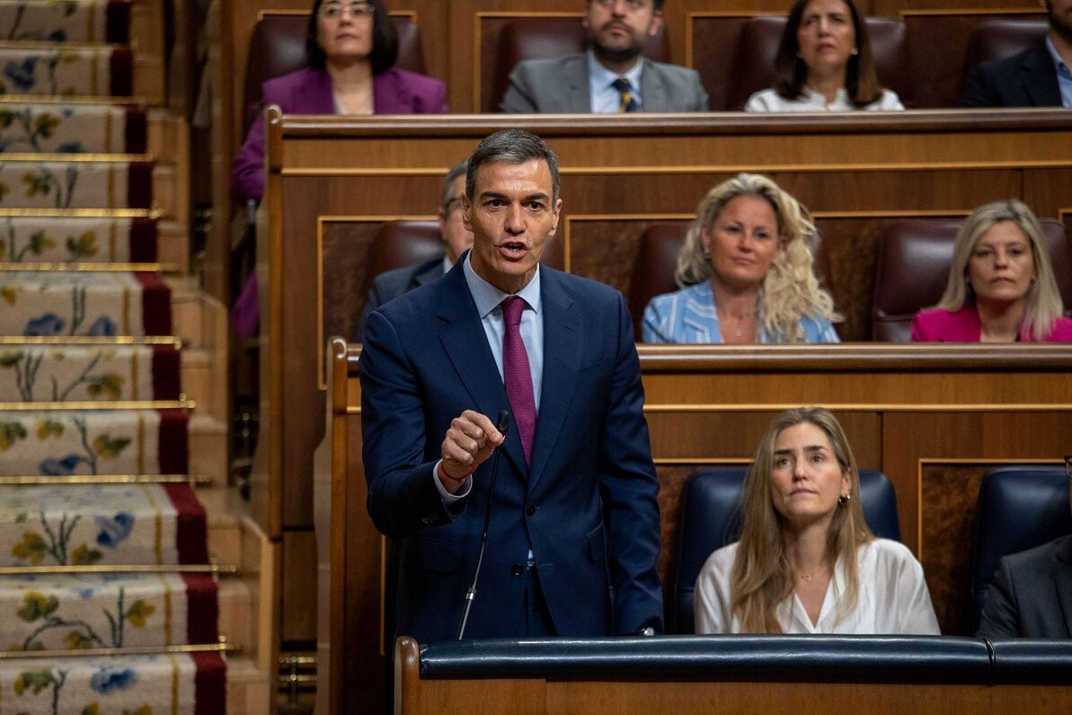 Sančess Seutas krīzē vaino cilvēku tirdzniecības mafiju