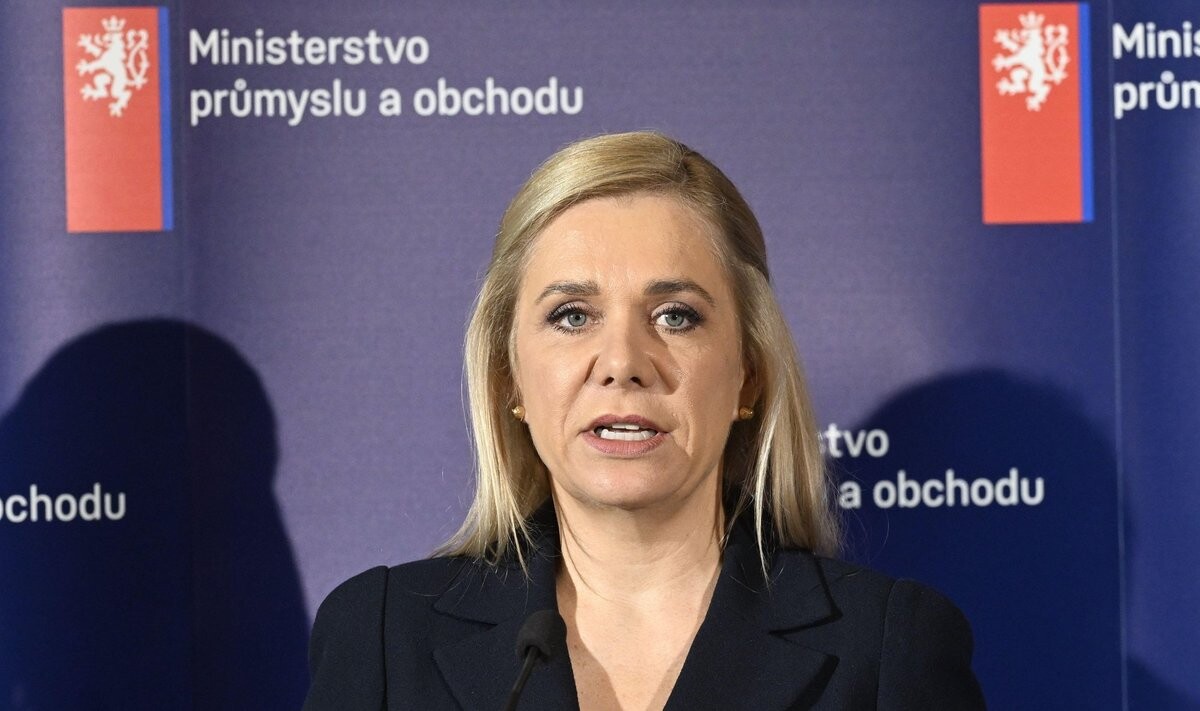 Slovākija atceļ ierobežojumus degvielas tirdzniecībā
