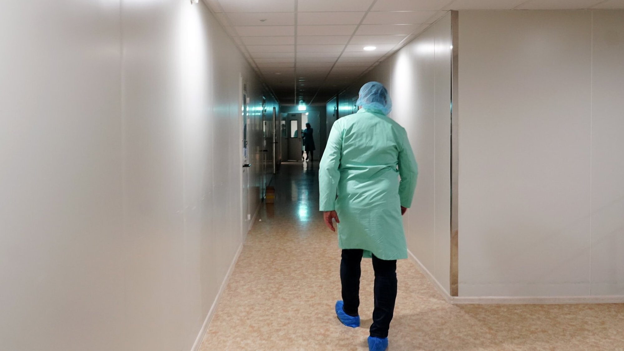 Krimināllietu par mēģinājumu izkrāpt “Olainfarm” akcijas tiesa turpinās skatīt oktobrī