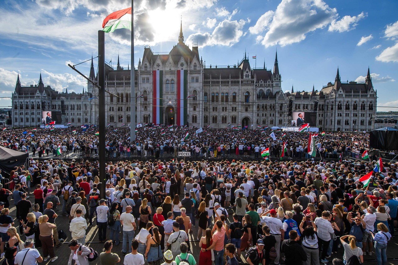 Nedēļas politikas apskats: Plūstoša pāreja nākamajā krīzē