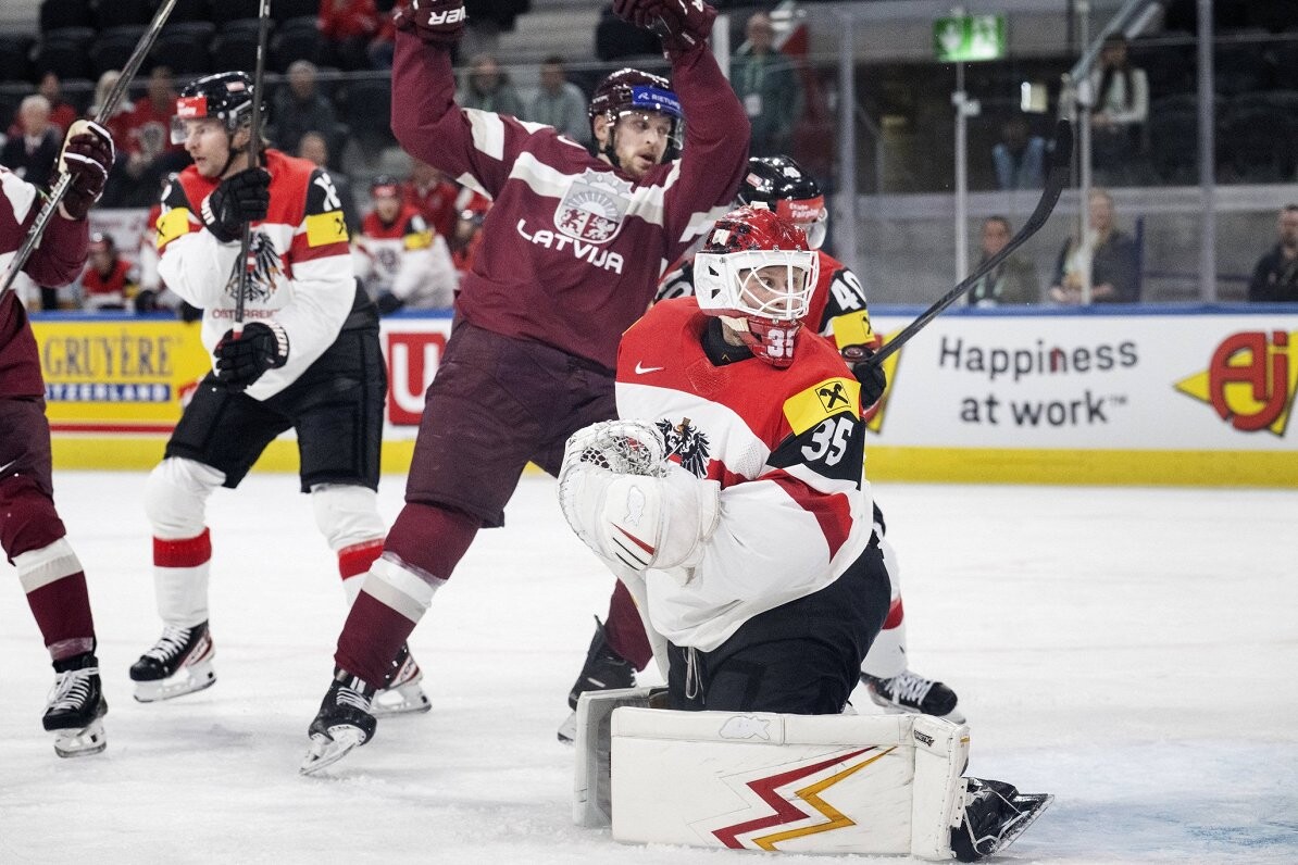 Video: Latvijas hokejisti pasaules čempionāta trešajā mačā zaudē Austrijai