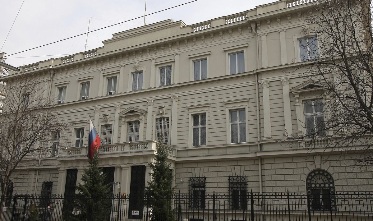 Austrija aizdomās par spiegošanu izraida trīs Krievijas vēstniecības darbiniekus