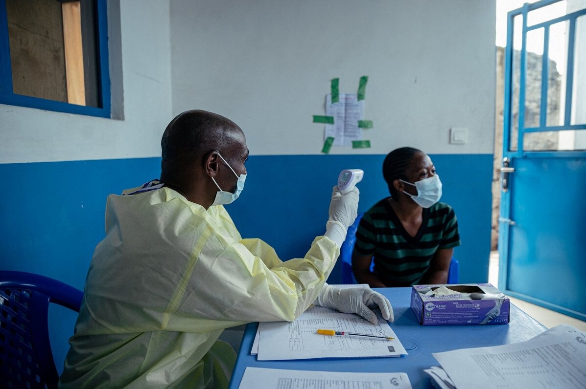 Ebolas uzliesmojuma dēļ Uganda slēdz robežu ar Kongo DR