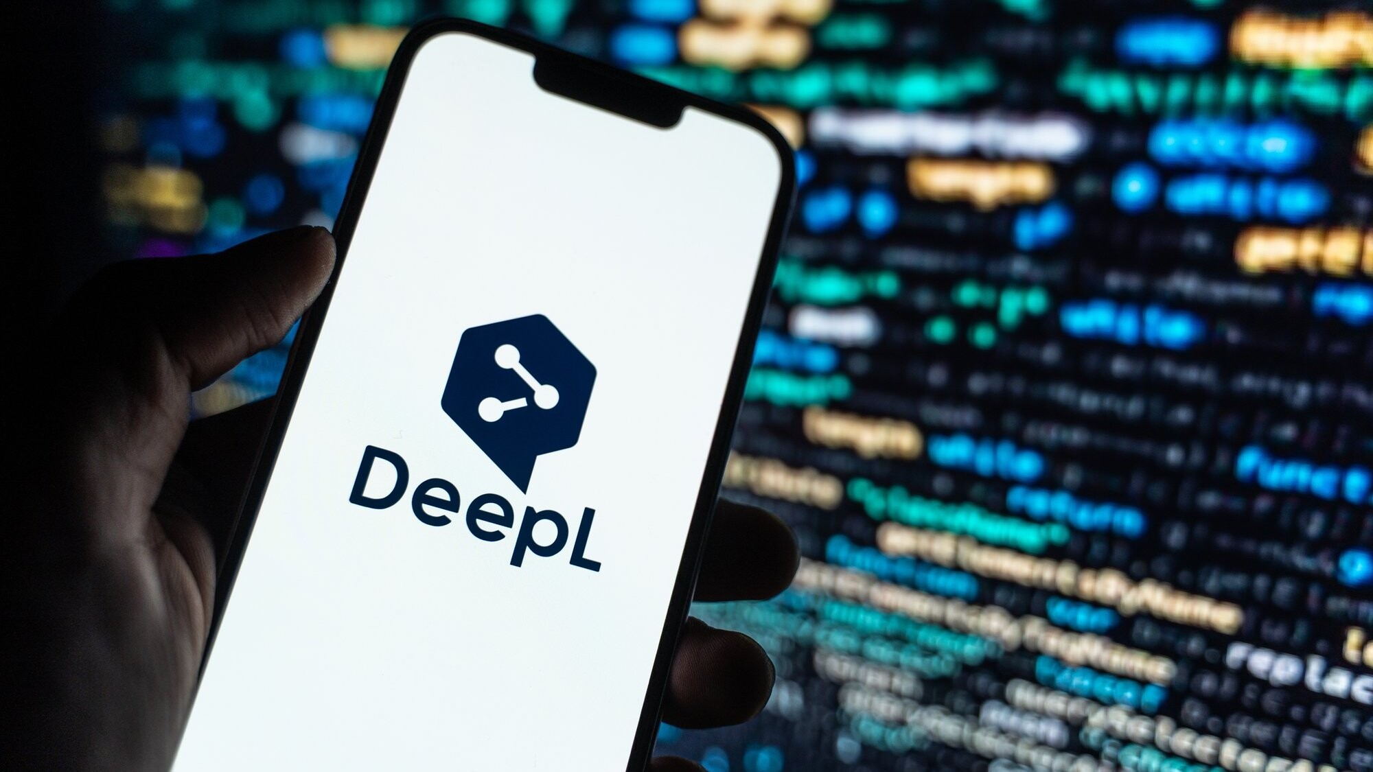 Mākslīgā intelekta tulkošanas uzņēmums “DeepL” likvidēs ceturtdaļu darbavietu