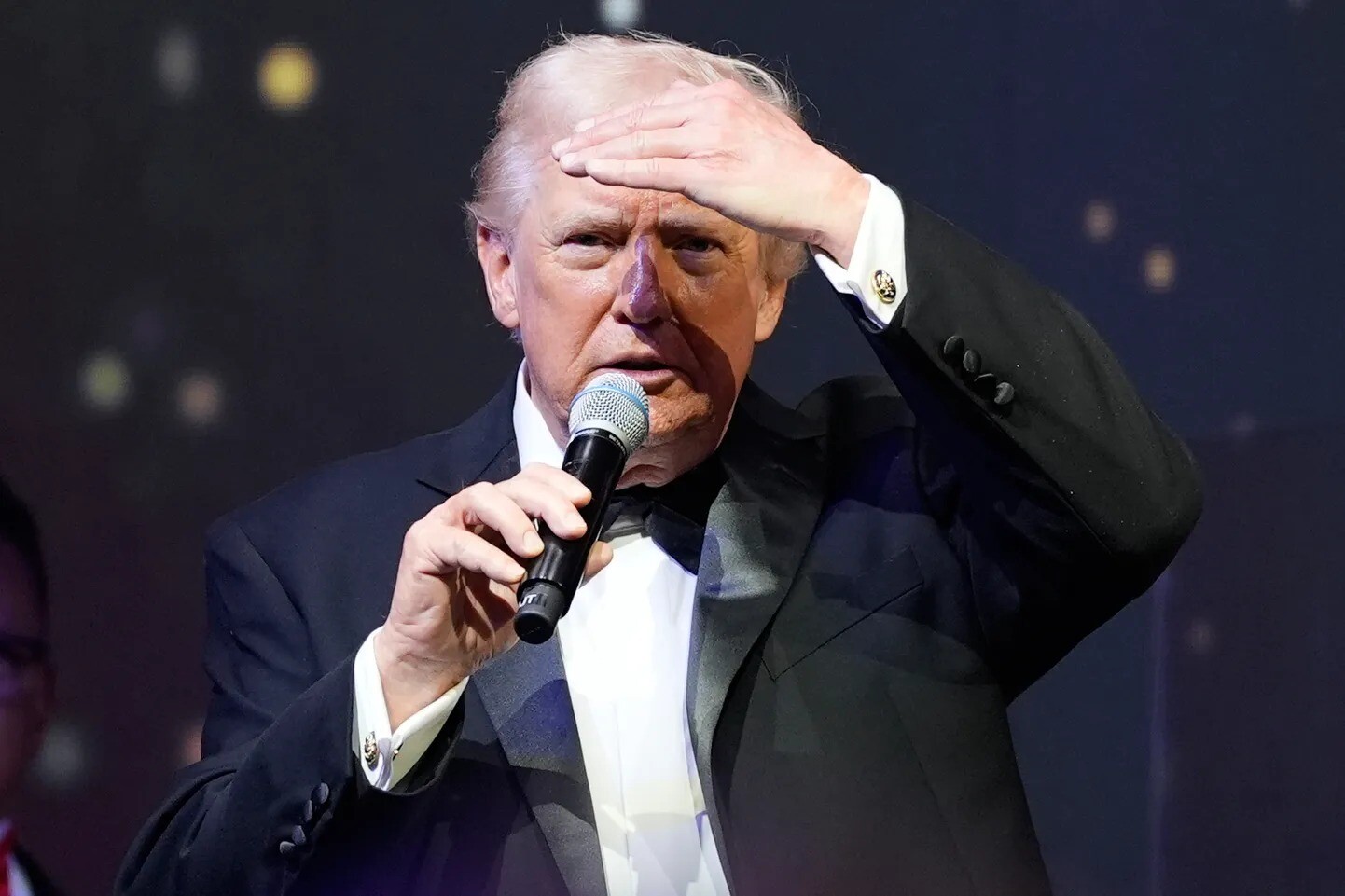 Tramps paudis gatavību tikties ar Sji un Putinu