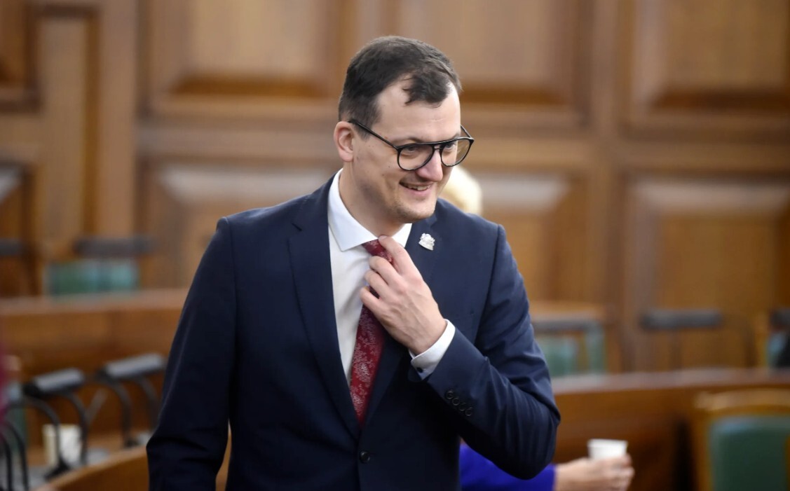 Otro dienu pēc kārtas kvoruma trūkuma dēļ komisijā neskata Saeimas pērnā gada finanšu un darbības pārskatu