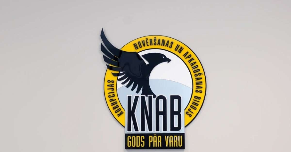 Pieņem noteikumus par KNAB amatpersonu dienesta apliecības un žetona paraugu