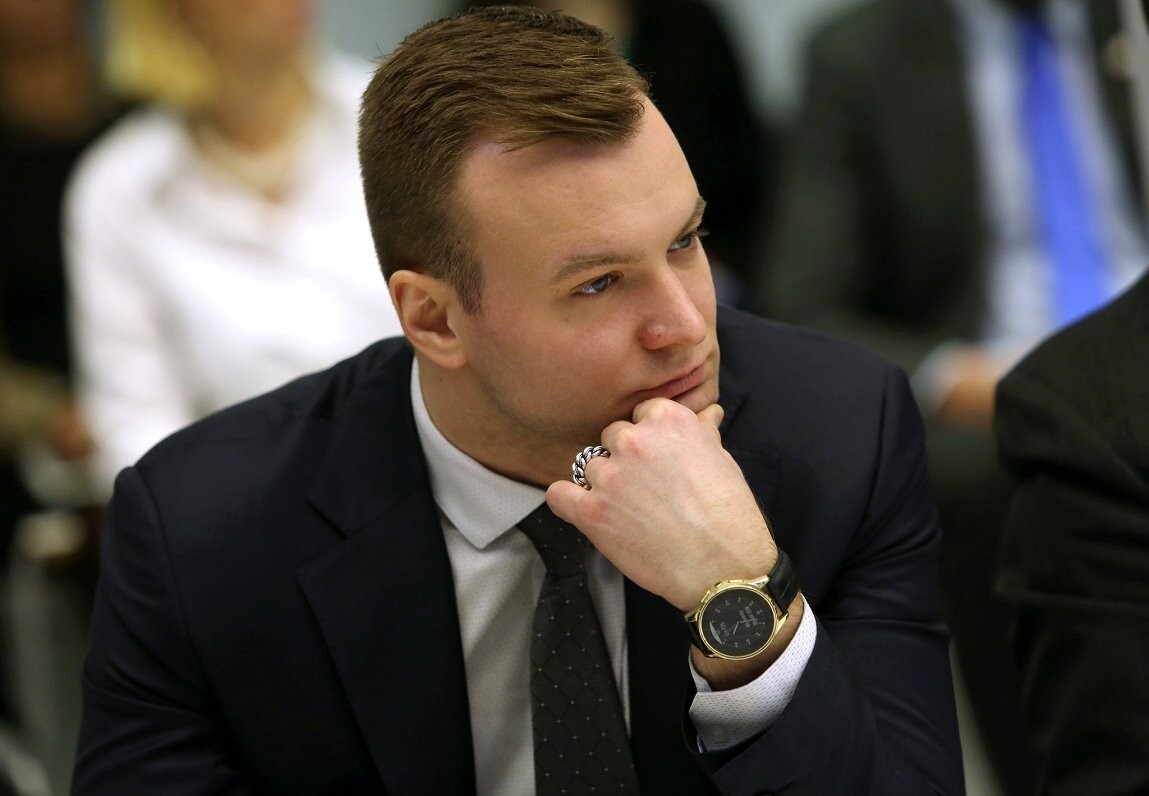 Bijušo Saeimas deputātu Znotiņu par konfliktu kāpņutelpā turpinās tiesāt decembrī