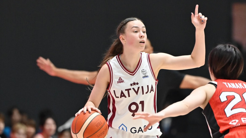 Latvijas U-20 izlases basketbolistes pārbaudes spēlē piekāpjas Spānijai