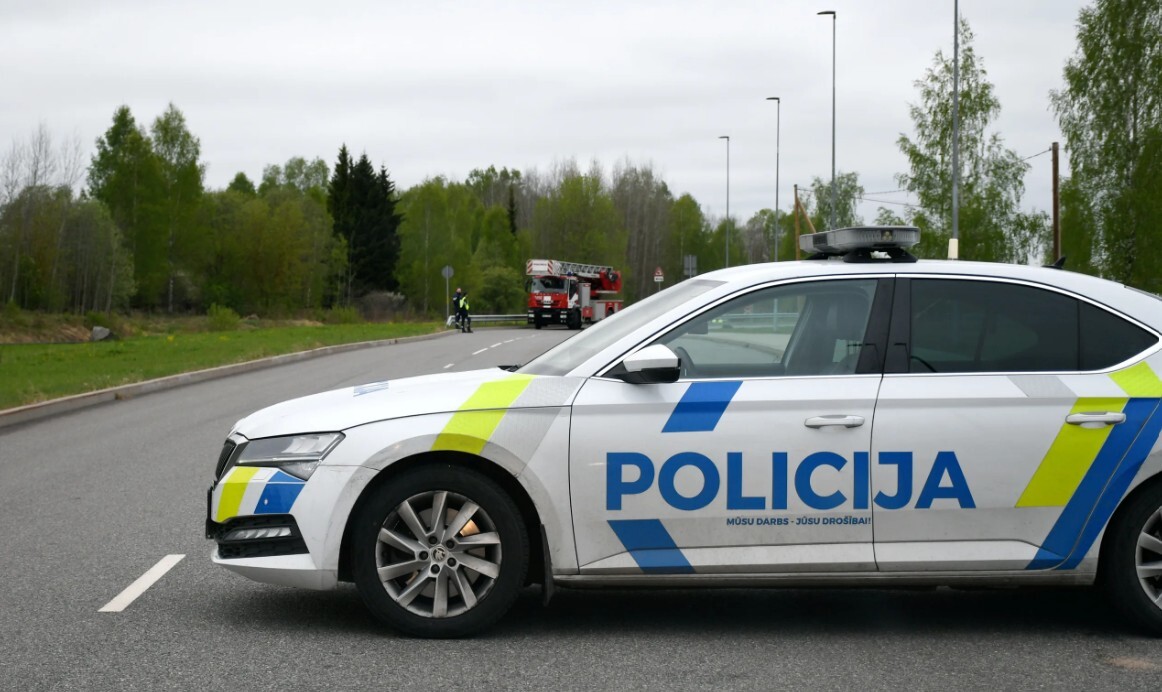 Pirmdien ceļu satiksmes negadījumos Latvijā cietuši 13 cilvēki