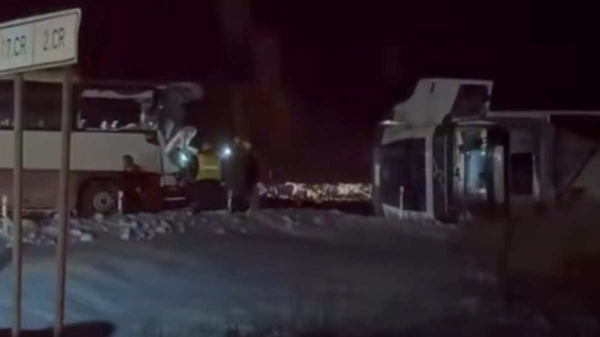 Februārī smagu avāriju izraisījušais Indijas pilsonis neatzīst vainu apsūdzībā par tiesību neesamību