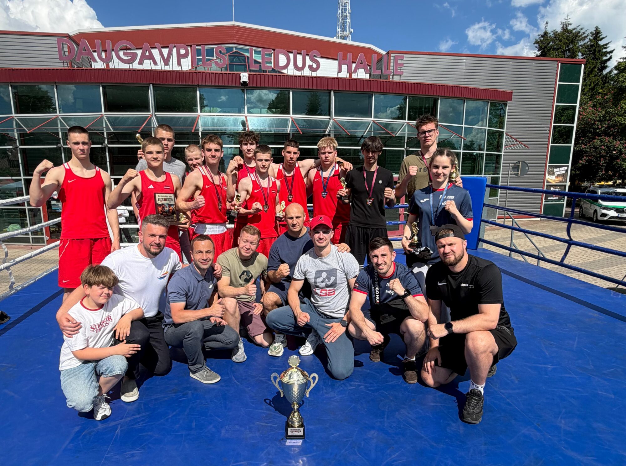 Liepājas Kompleksās sporta skolas bokseri palīdz Latvijas U19 izlasei uzvarēt Lietuvu