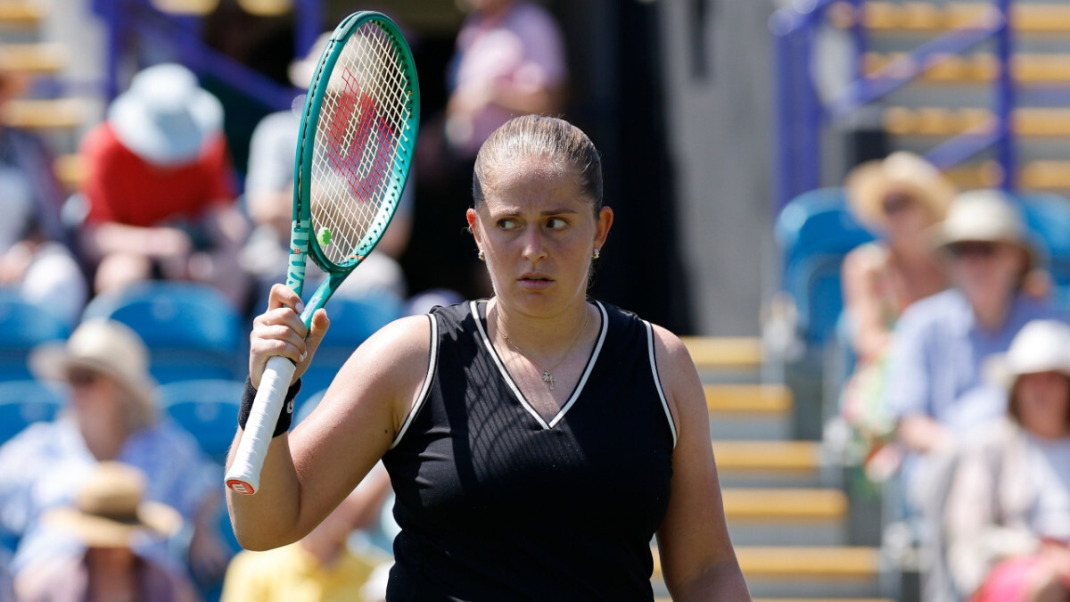 Ostapenko cīnīsies par iekļūšanu Īstbornas “WTA 250” turnīra pusfinālā
