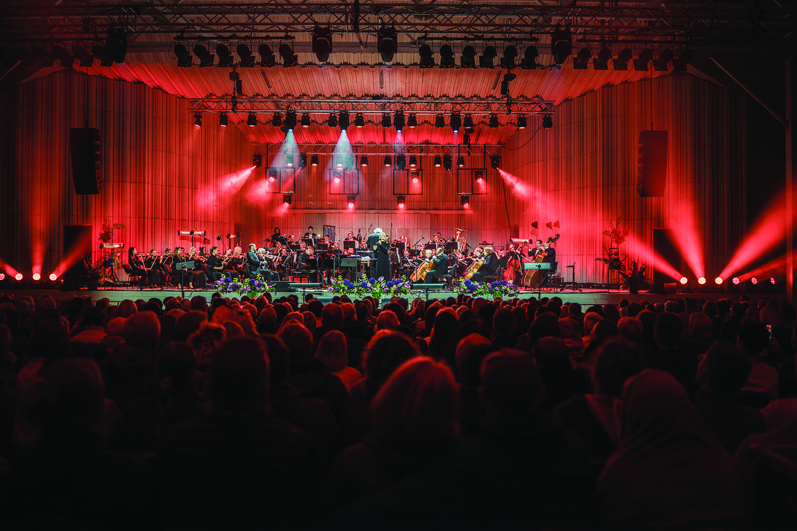 Ar īpašiem muzikāliem piedzīvojumiem Liepājas Simfoniskais orķestris lutinās klausītājus vasarā