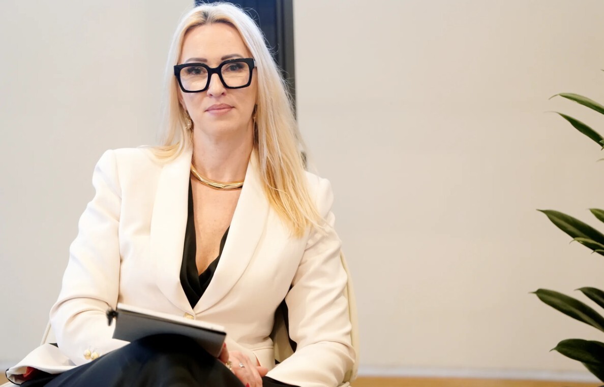 Aizsardzības ministra birojā par padomnieci juridiskajos jautājumos pieņemta bijusī TM parlamentārā sekretāre