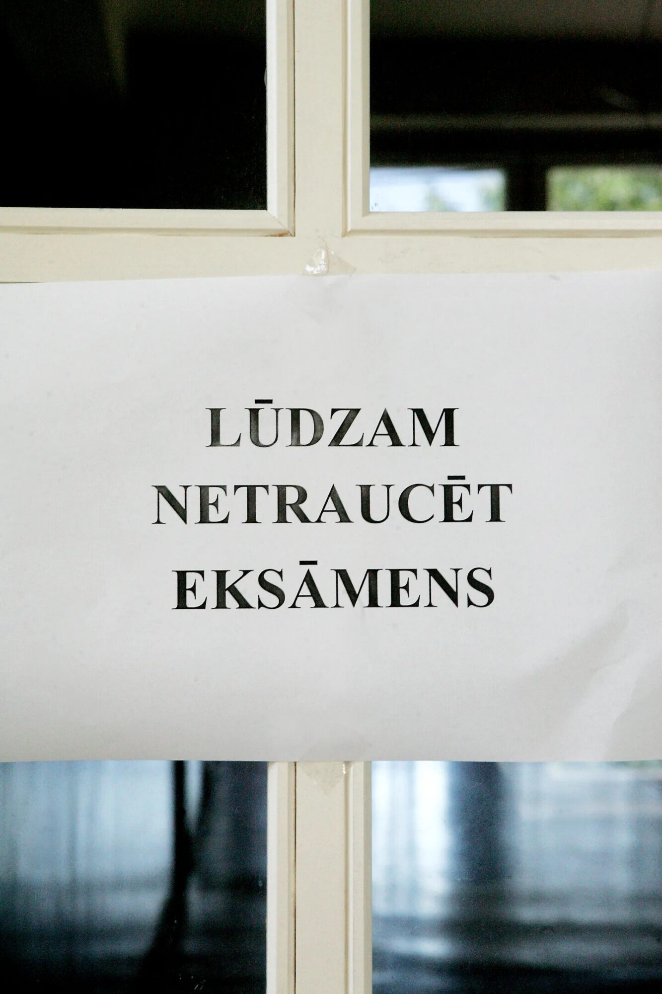 IZM: Visi interesenti šodien ir dabūjuši pamatizglītības centralizēto eksāmenu sertifikātus