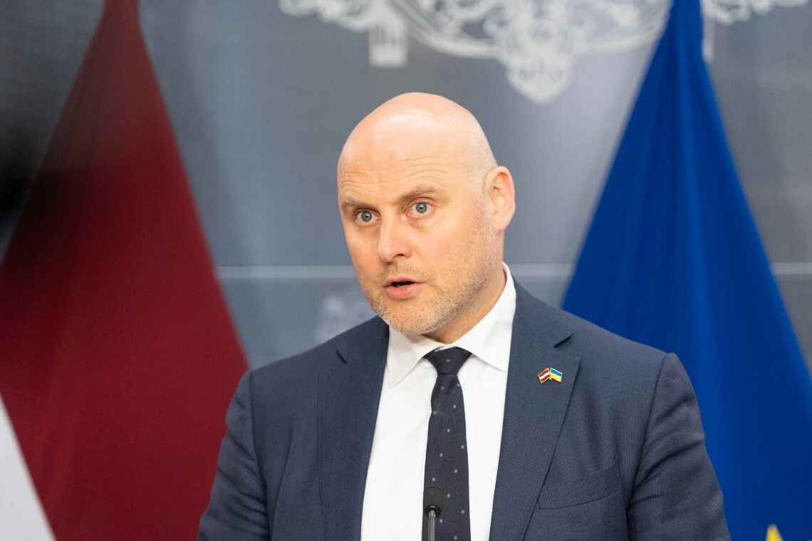 Premjers: IKT iepirkumu moratorijs tiks turpināts