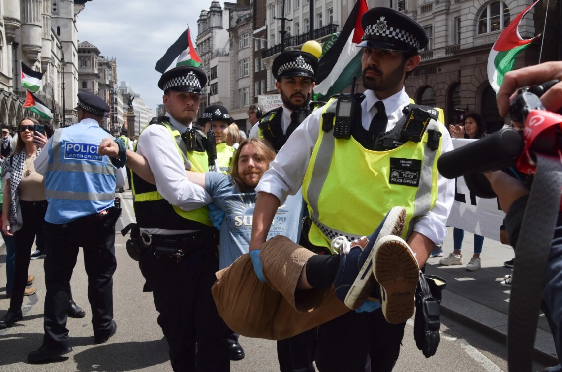 Londonā par atbalstu “Palestine Action” aizturēti 117 cilvēki