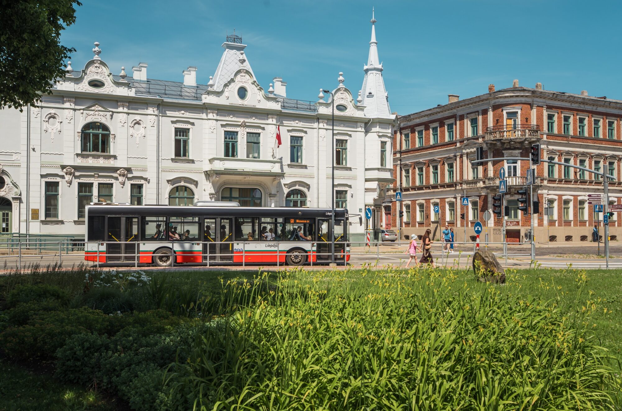 Liepājā no 31. jūlija mainīs autobusu maršrutu tīklu un ieviesīs laika biļeti