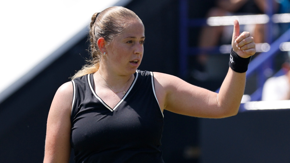 Ostapenko Īstbornas “WTA 250” turnīra pusfinālā spēkosies ar vācieti Mariju