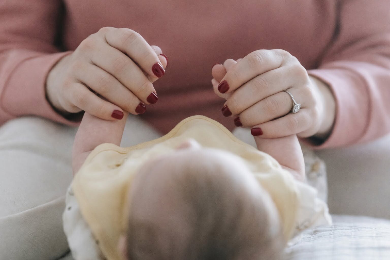 Topošie vecāki aicināti pieteikties bezmaksas informatīvo nodarbību ciklam