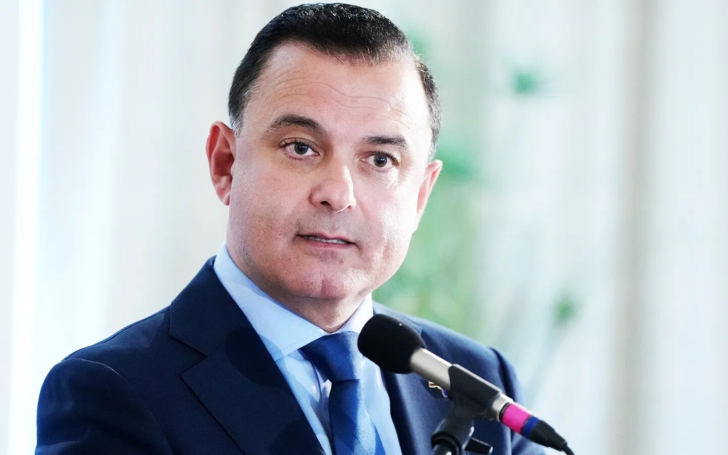 LPV prasa Abu Meri demisiju