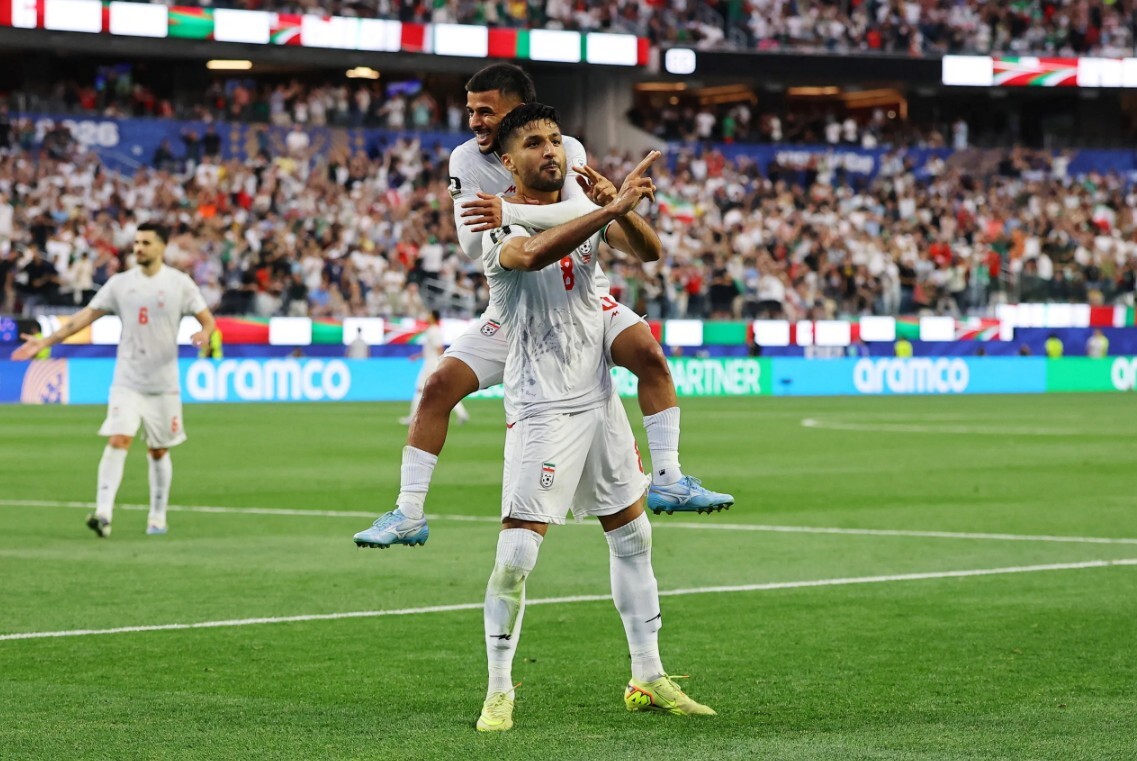 Irānas futbola izlasei liek atstāt ASV uzreiz pēc spēles ar Jaunzēlandi