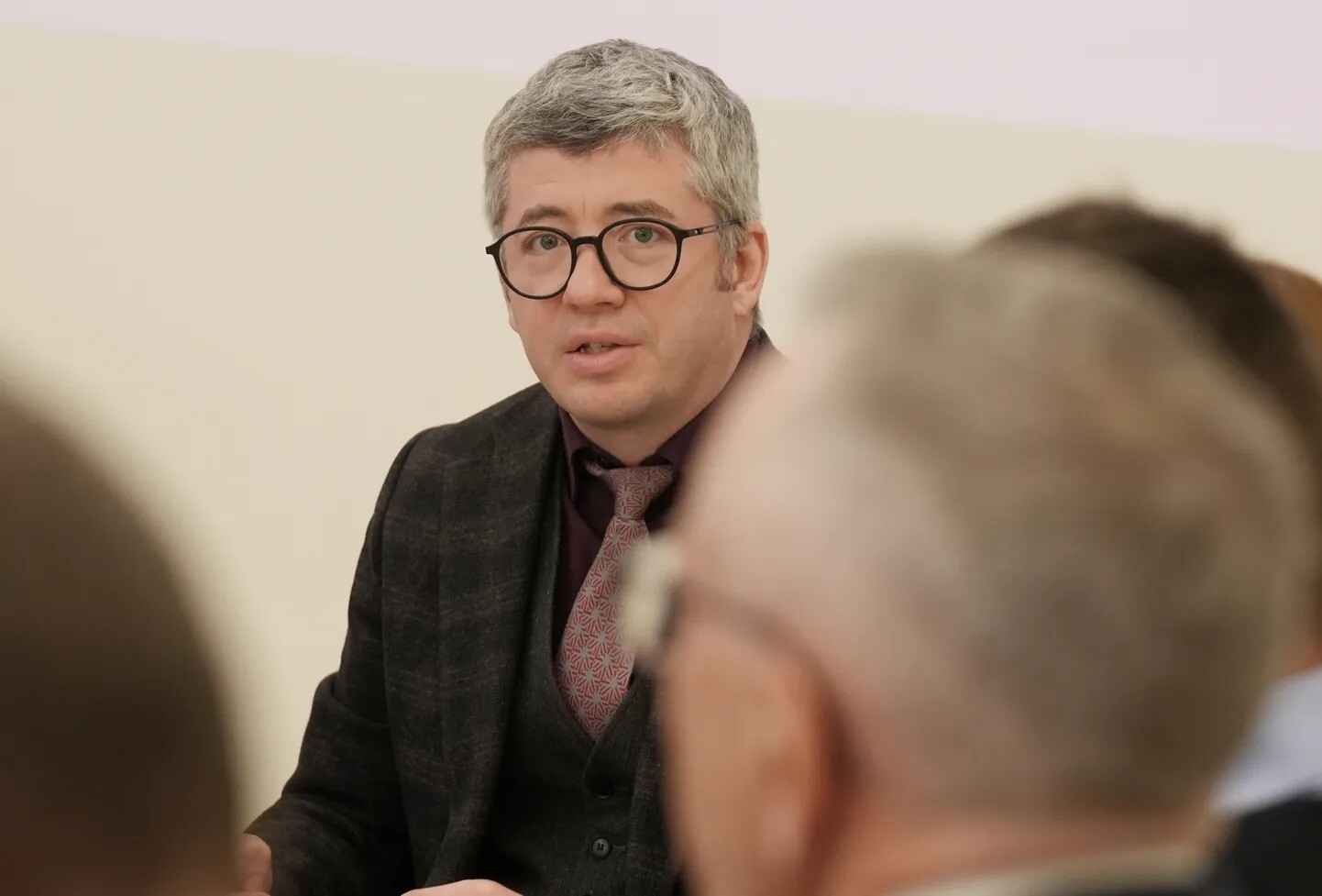 VM valsts sekretāra vietnieks pērn darbā ministrijā nopelnījis vairāk nekā 100 000 eiro