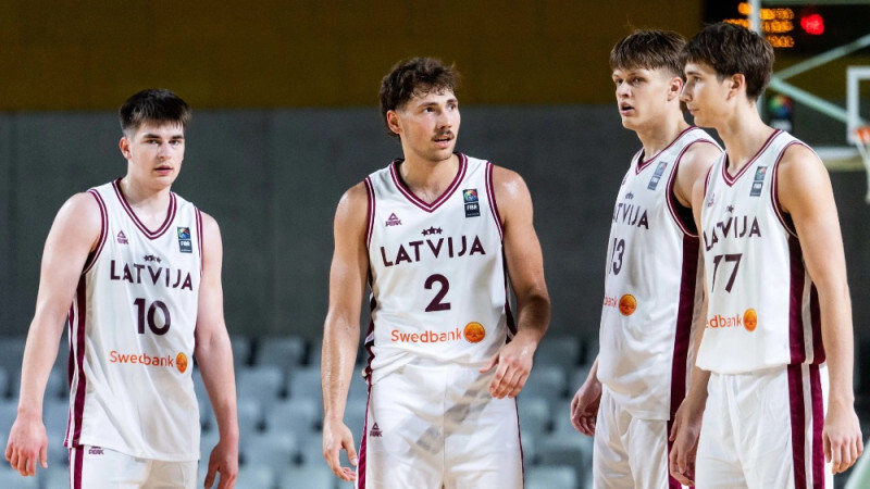 Latvijas basketbolisti pēc uzvaras Eiropas U-20 čempionātā cīnīsies par 9.-12. vietu