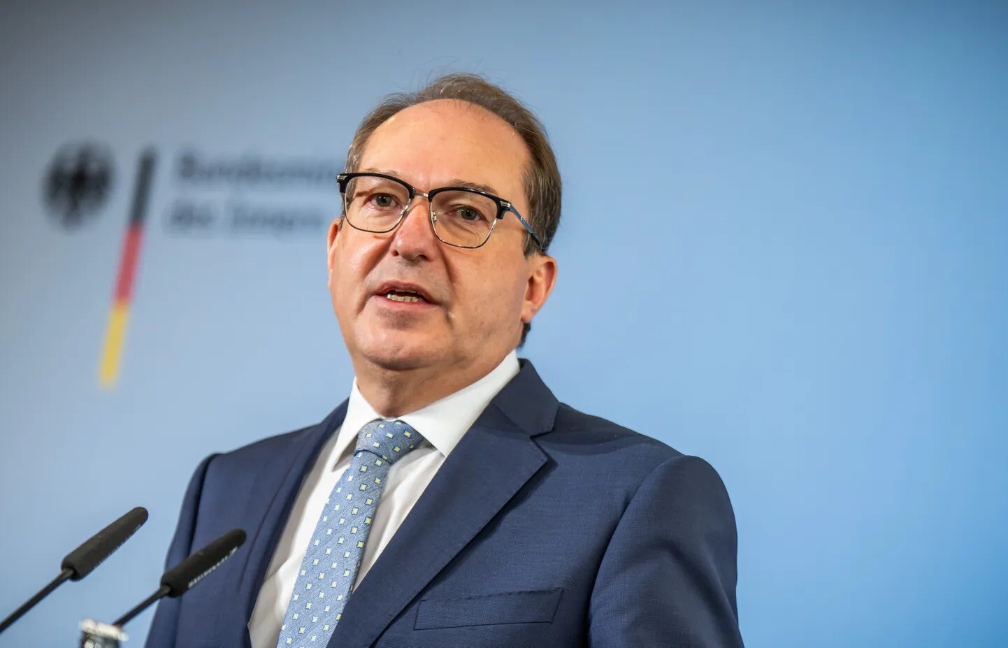 Vācijas iekšlietu ministrs uzstāj uz notiesāto afgāņu deportāciju
