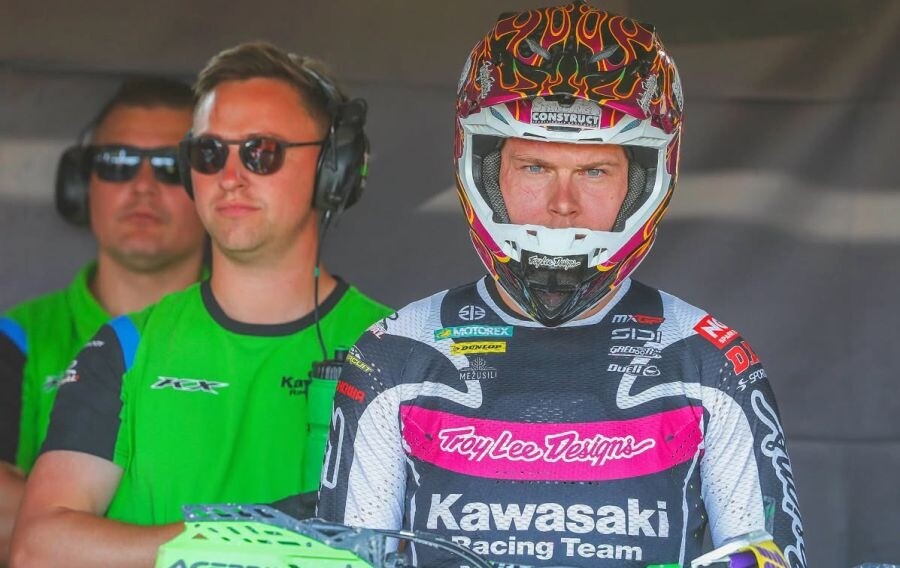 Jonass pēc smagā kritiena Lielbritānijā izlaidīs nākamo MXGP posmu