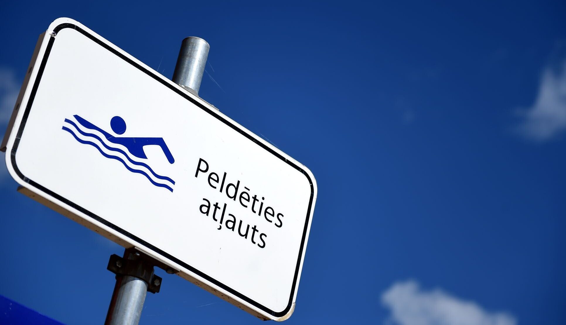Ūdens temperatūra peldvietās lielākoties svārstās ap 20 grādiem