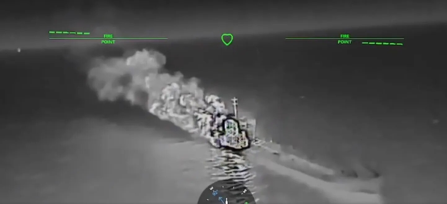 Ukraina Azovas jūrā devusi triecienus 12 Krievijas “ēnu flotes” tankkuģiem