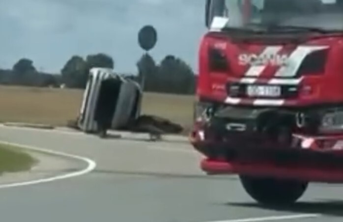 Video: Uz Jelgavas–Tukuma šosejas notikusi traģiska avārija. Sadursmē ar automašīnu dzīvību zaudē motociklists